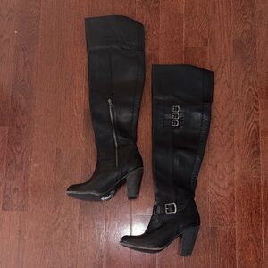 FRYE Black Knee-High Buckle Heeled Leather Boots, size 8.5